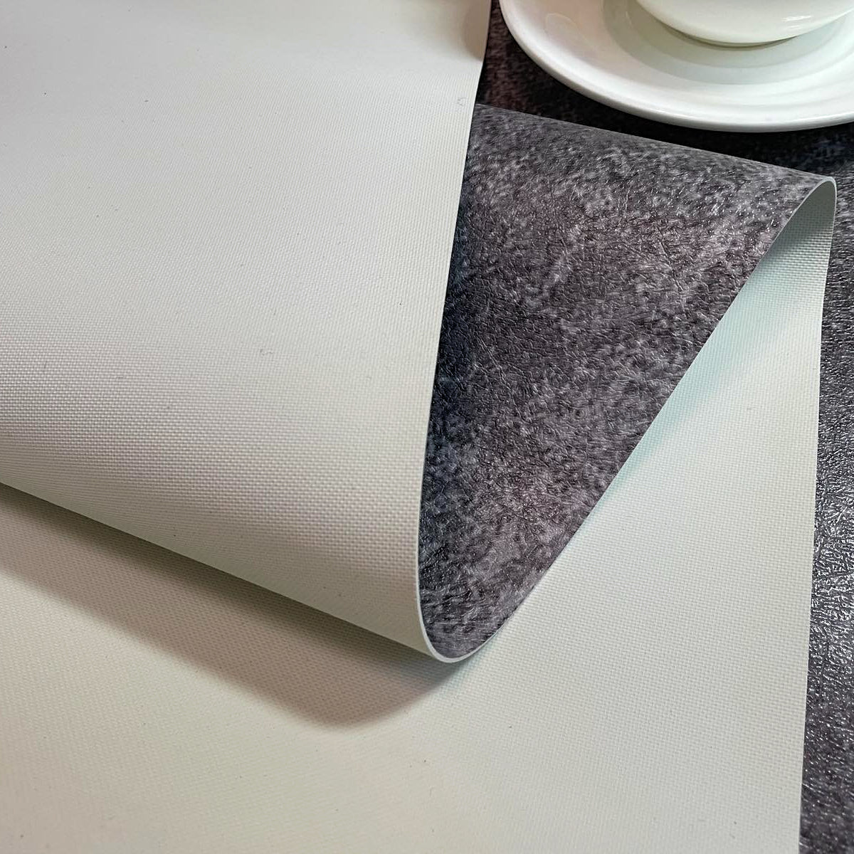 Wasserdichte PVC-Küchentischdecke, Küchenabdeckung mit Lederstruktur "Abstrakt"